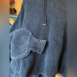 Vintage Havana Cropped Sweater with Hood